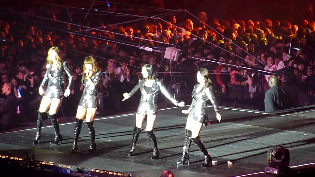 Sistar - So Cool (Music Bank in Paris)