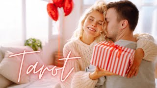 AN ACTUAL REAL LIFE ROMANCE. **NEXT 24 HRs** 🖤 Daily Tarot Stories 🖤 screenshot 5