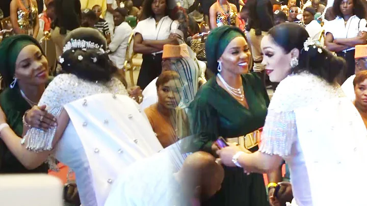 MOMENT K1 DE ULTIMATE WIFE ROPO HONOUR IYABO OJO AT HER HUSBAND 50YEARS ON STAGE
