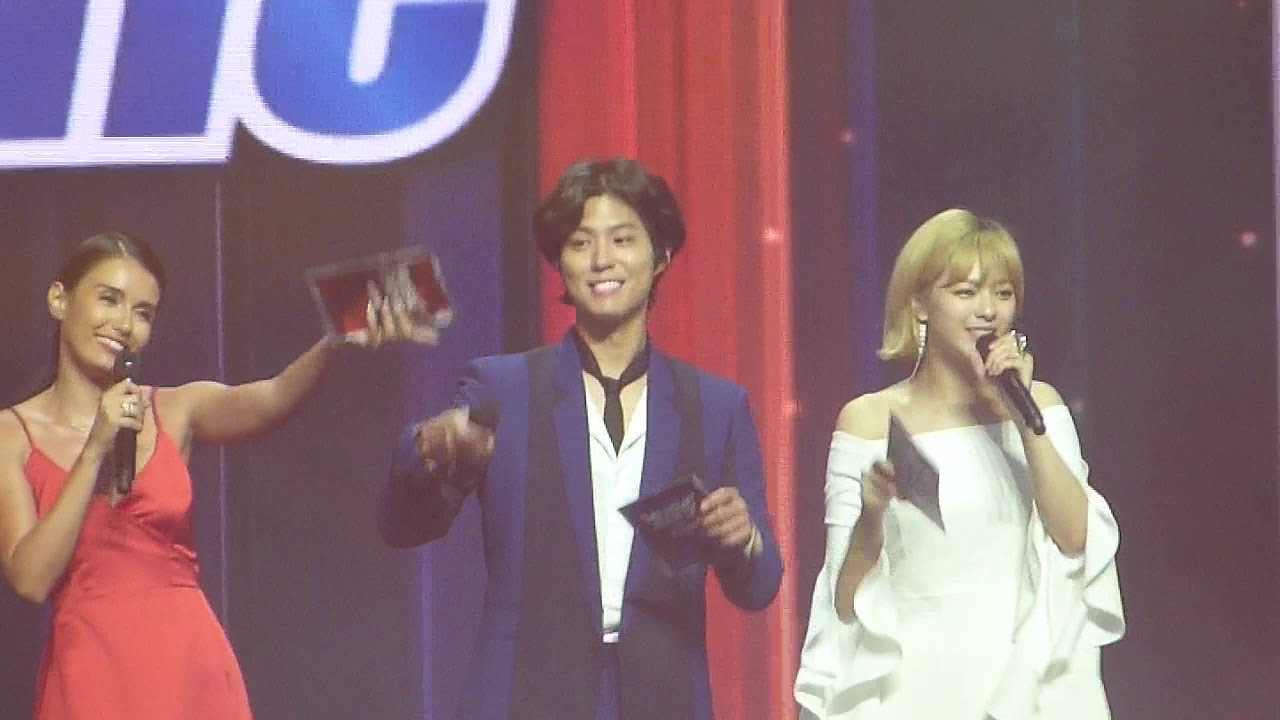 Park Bogum - Despacito xD - 180323 Music Bank Chile