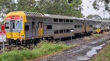 12/12/25 SSR Intercity V Set Transfer Train T185 Arrival at Chullora