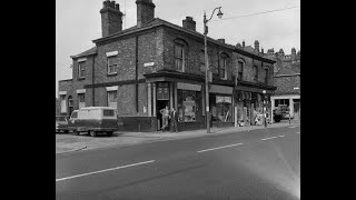 Manchester 1960 BlackNWhite, Looking Back