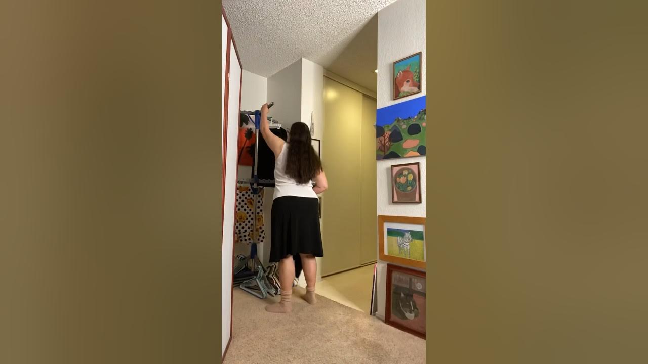 How To Hang Clothes To Dry YouTube how-to-hang-clothes-to-dry-youtube
