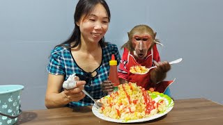 ABU Helps Mom Cook🐔