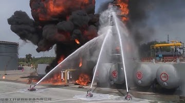 Chữa Cháy Bằng Ro-Bot (Fighting Robot Fire)