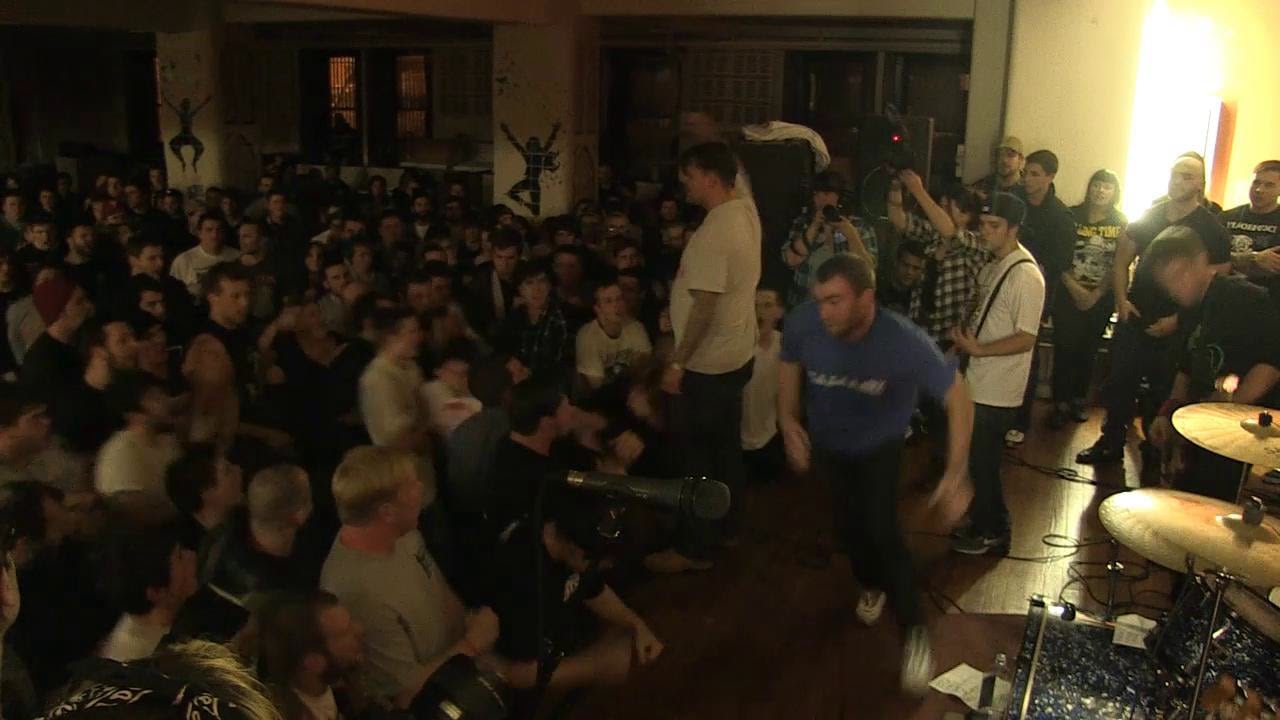 [hate5six] Cold World - November 04, 2011