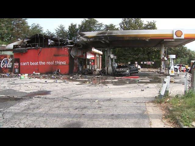 Midtown Atlanta gas station goes up in flames after motorcycle catches fire class=