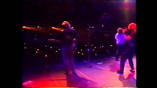 Video thumbnail of "Magnus Uggla - Ska Vi Gå Hem Till Dig , Live 1988"