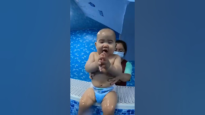 Yang Yueling Le En Water Education Baby Swimming