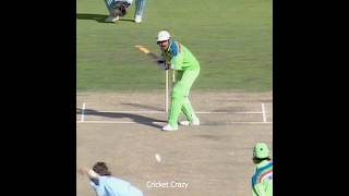 When Steve Bucknor Denied Derek Pringle Twice In Two Balls Against Javed Miandad - Analysis
