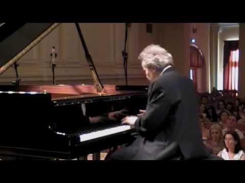 Beethoven Piano Sonata 28 A major op 101,2 mov vivace alla marcia.avi