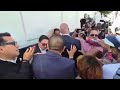 Arriba Jáuregui a la FGR en Juárez para comparecer sobre el desmantelamiento de narcolaboratorio