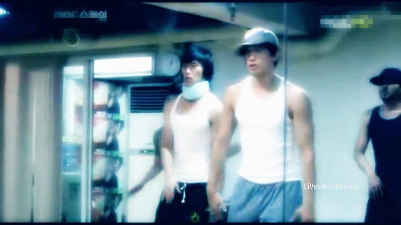 JUNG JI HOON (Bi Rain) & LEE HYORI - 