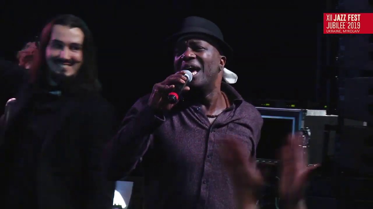 When the Saints Go Marching In - Gregory Boyd & Claudia Ginga | Live
