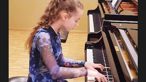 Nora Lubbadov (12 y.o.) - Antonn Dvok: Valk . 4 De...
