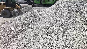 EvoQuip Cobra 290R in Limestone Chips