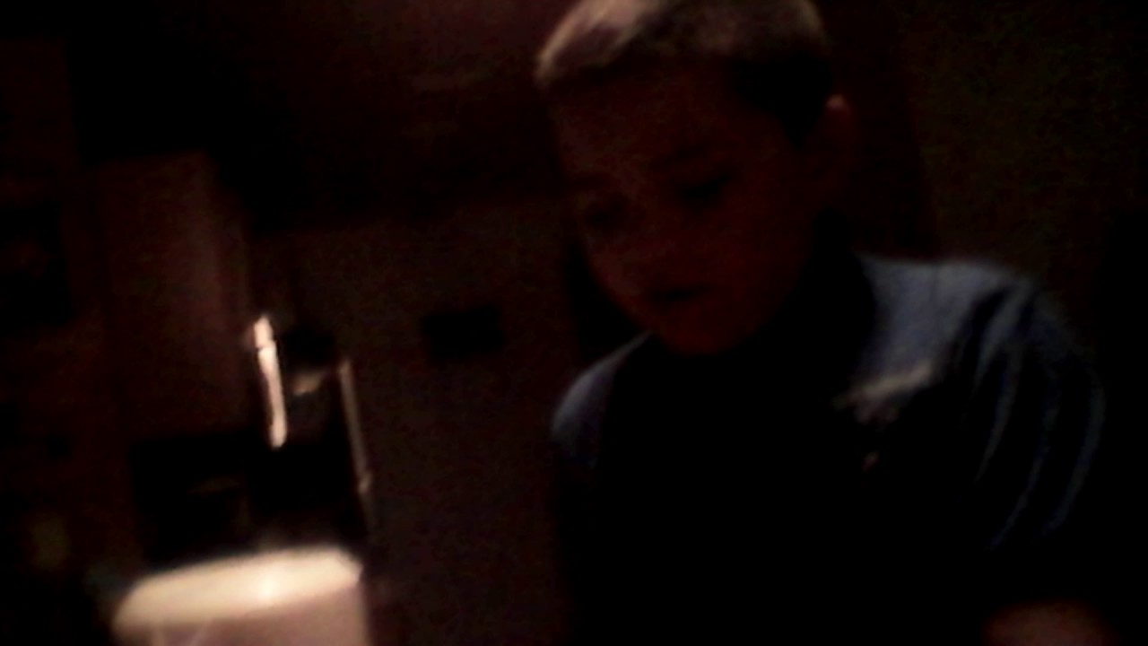 How to make a ice cube with  Johnny Blanco😎