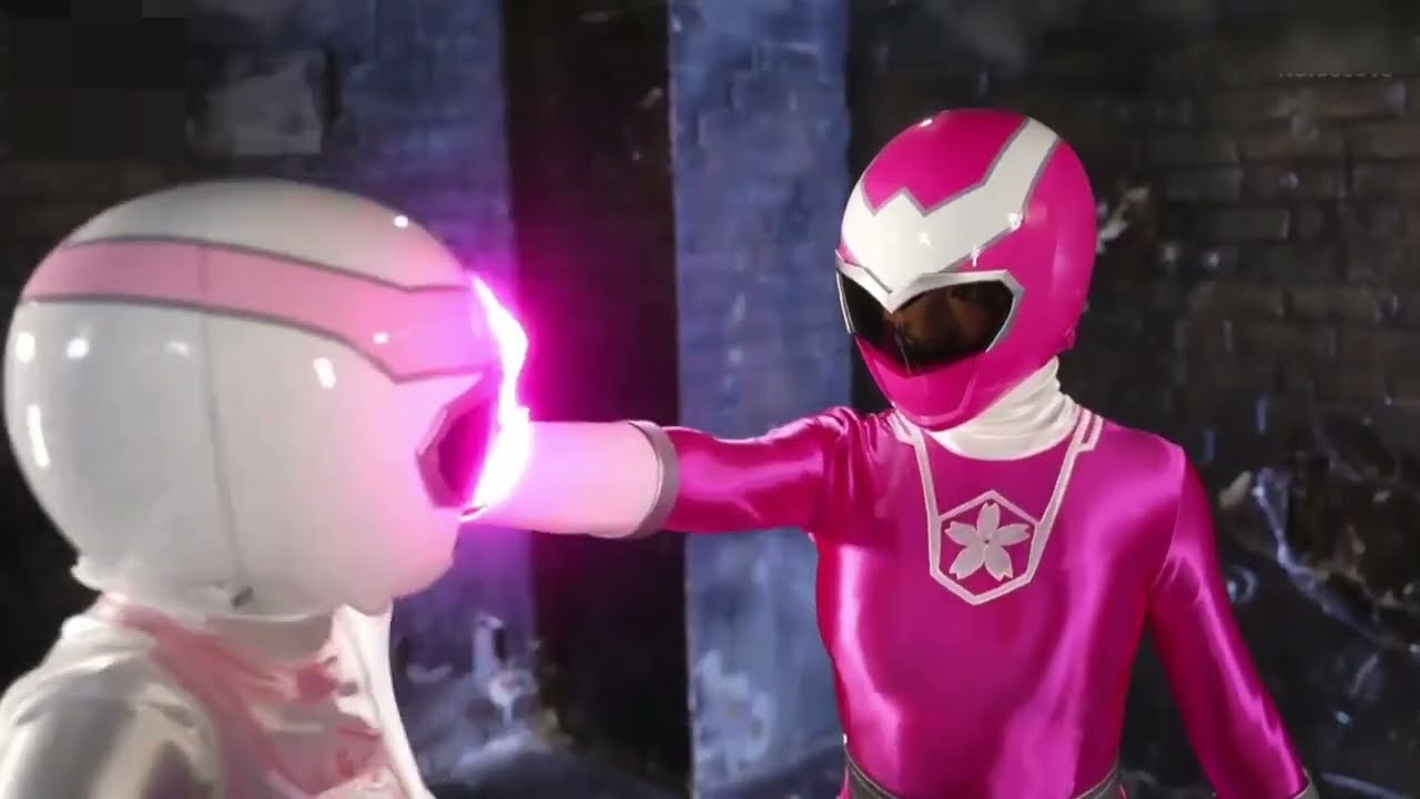 A super heroine saved another super heroine, but then she killed her.