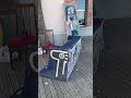 La mesa puesta es – arte urbano BCN, Francisco de Pájaro, art video BCN