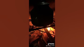 Bên bếp củi ngày xưa...