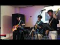 Lawns Solo with House Guitar at SOMETHIN' Jazz Club