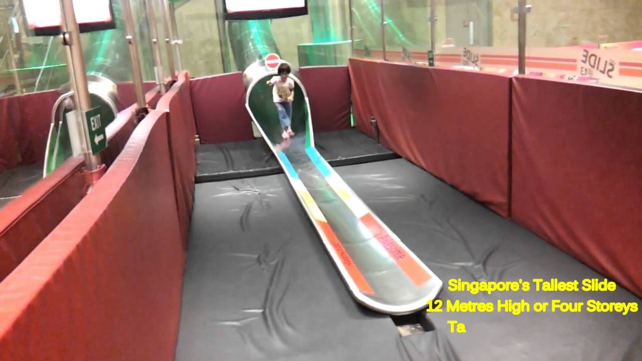 Sliding Down Singapore Tallest Slide In Our Changi Airport Terminal 3 Slide At T3