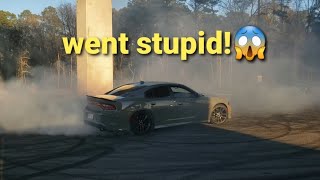 392 scatpack chargers burnouts and doughnuts