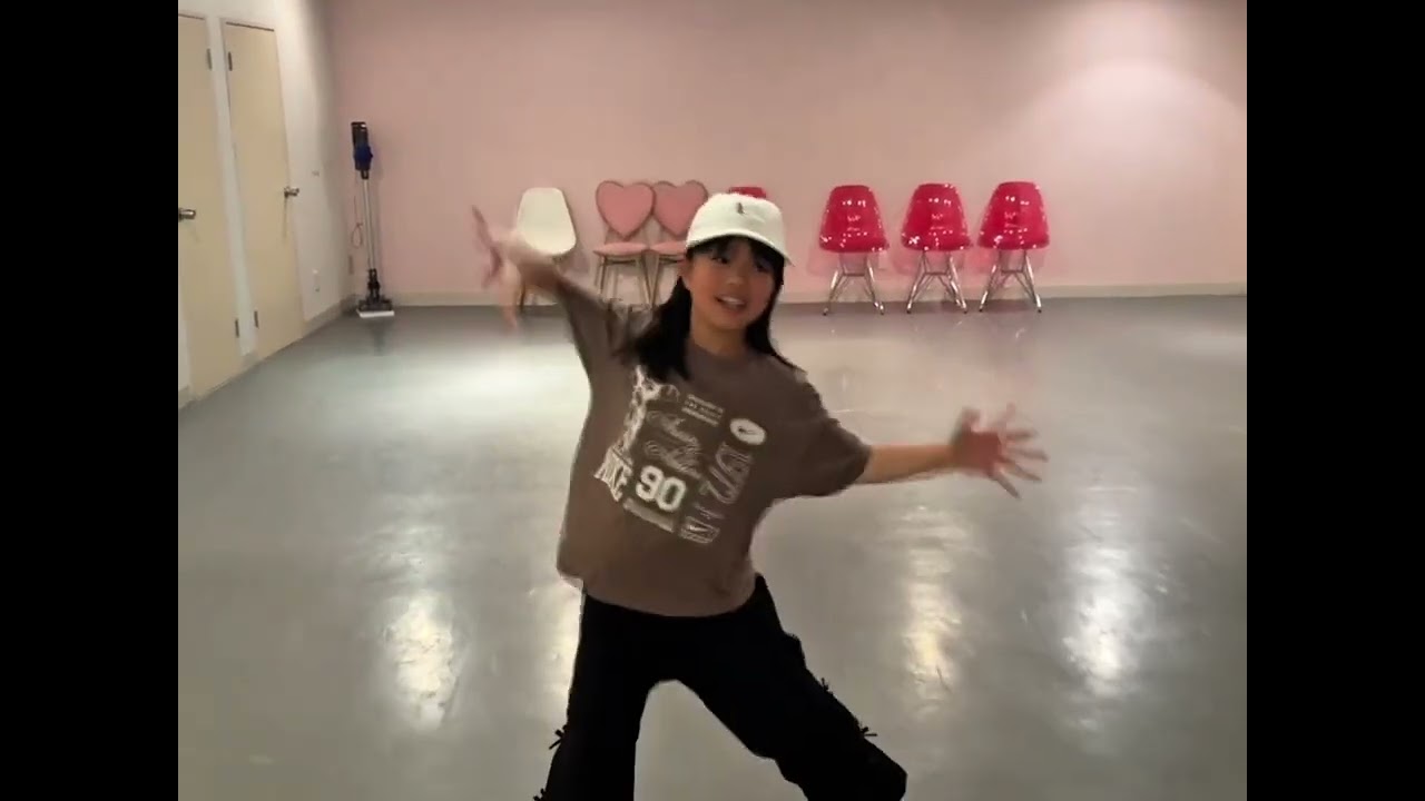 LAVALAVA - @Number_i_official Choreography - Caede