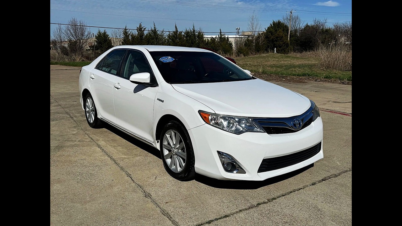 This 2012 Camry Hybrid Might Be the BEST Used Car Under $15K!