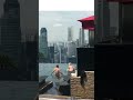 【必見】マリーナベイサンズの屋上のインフィニティプールの水面の秘密《謎》を公開😵 Marina Bay Sands @シンガポール
