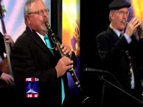 FOX-4 Good Day, closing segment - Bourbon Street P...