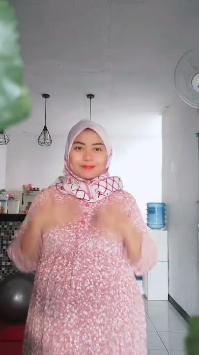 bumil hijab pamer perut