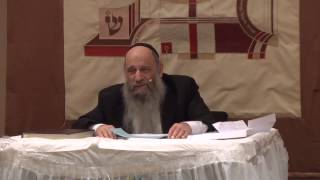 The "STUPID BOWL" - Ask the Rabbi Live with Rabbi Mintz