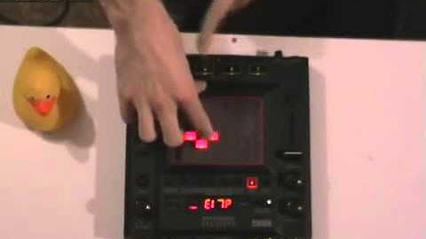 Beardyman using Korg