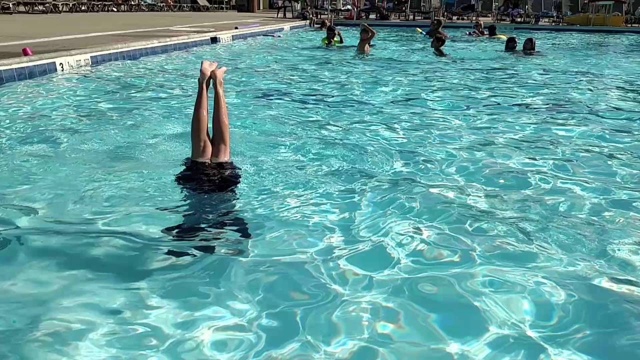 Perfect 10 H Pool Handstand 2016 Youtube