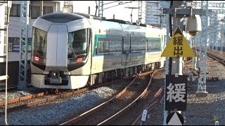 草加駅を通過していく東武伊勢崎線上り特急リバティ500系