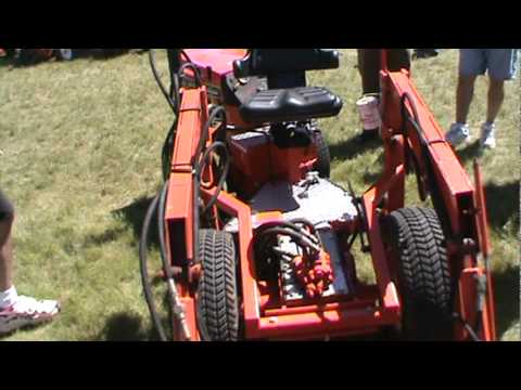 2010 Rockford, IL Colt Case Ingersoll Tractor Show - 6 - Articulated 4 Wheel Drive Loader