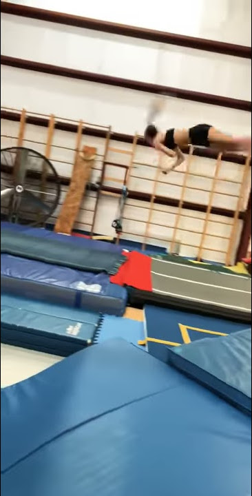 Avaryana putting in some dub work!