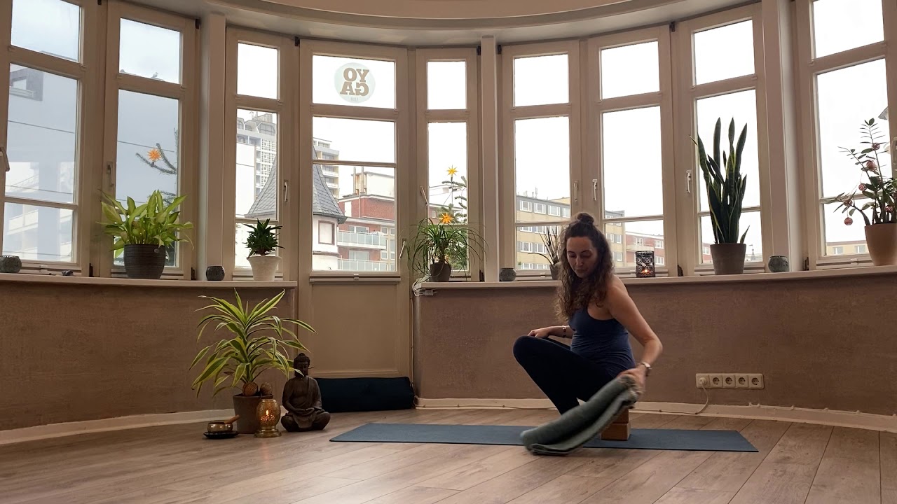 Trailer: Pränatal Yoga mit Sina Müller