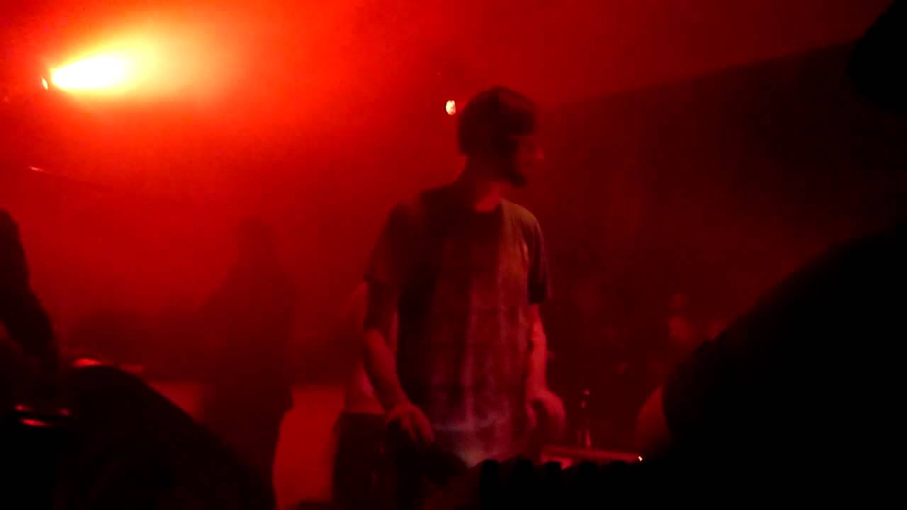 Ricardo Villalobos @We play Vinyl "I'm  the one and only dominator" Berlin December 2011