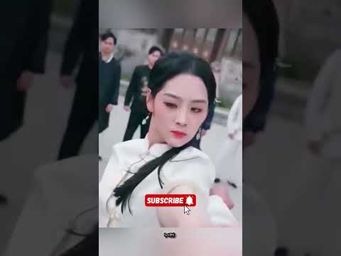 هاجمها جد ها لكن الفتاة صد ت الضربة أمام الجميع قوة الفتاة فن القتال