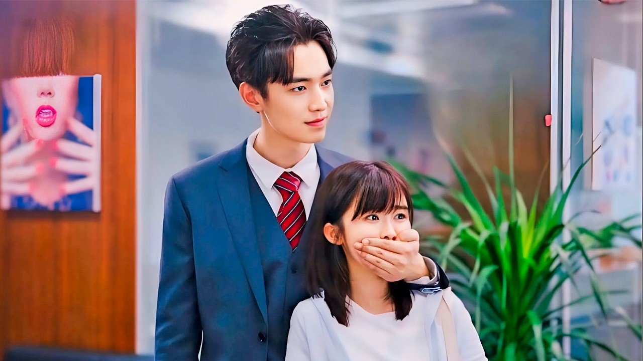 Su Jefe La Obliga A Vivir Con Él Y Fingir Que Es Su Esposa Por 30 Días, Pero No Termina Bien...