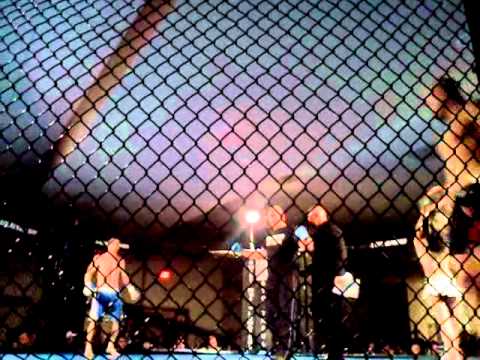 Tim farr dominantes charlie corsan, CAGE FIGHTS ro...