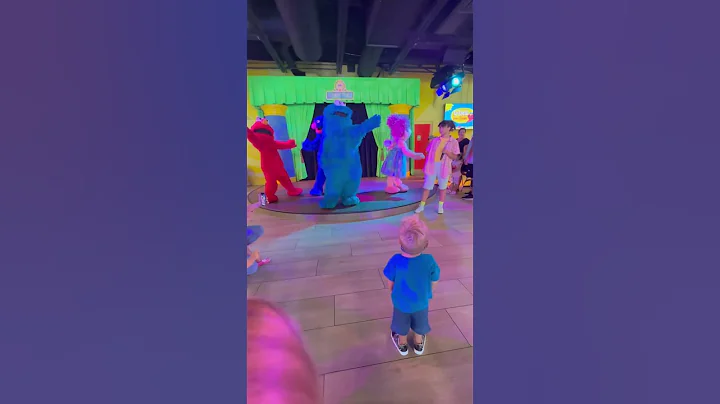 Elmo happy birthday sesame place