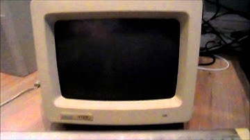 MicroVAX 3100-90 and VT220 Quick look and bootup