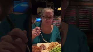 Dinner at BJs Restaurant was a disaster