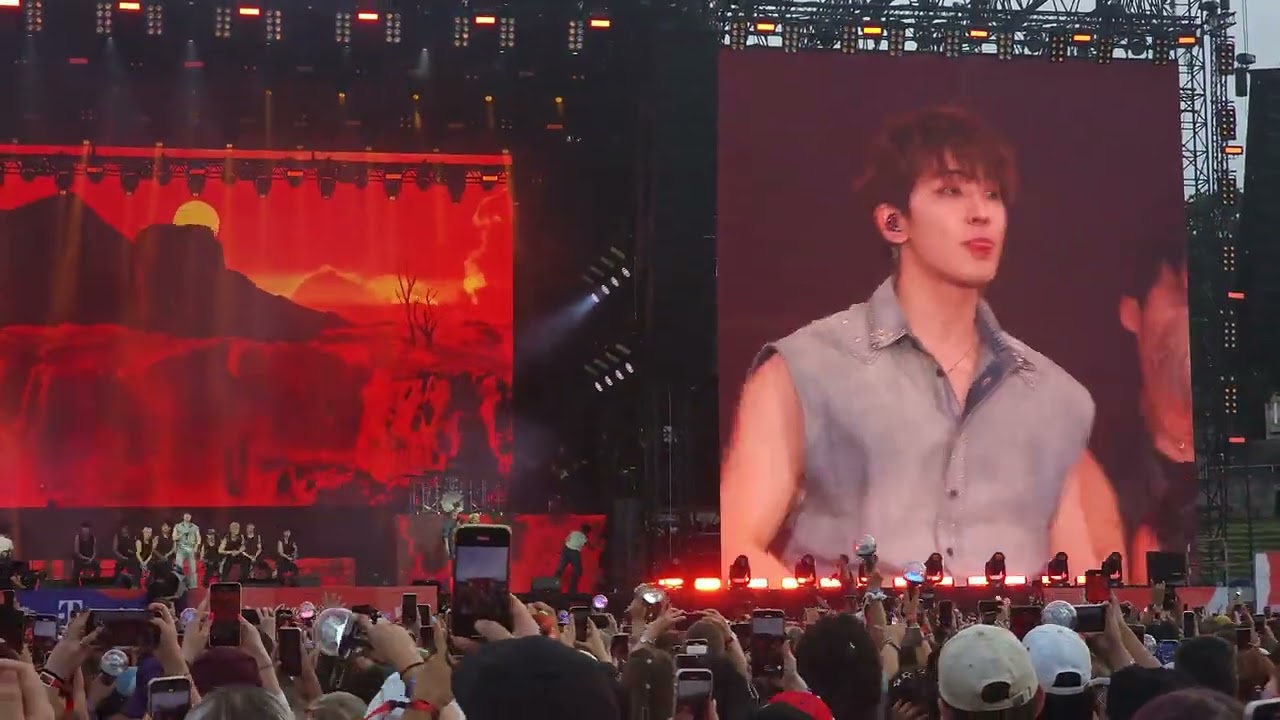 (4k) 8.09.24 Seventeen - Don Quixote (LIVE at Lollapalooza Berlin)