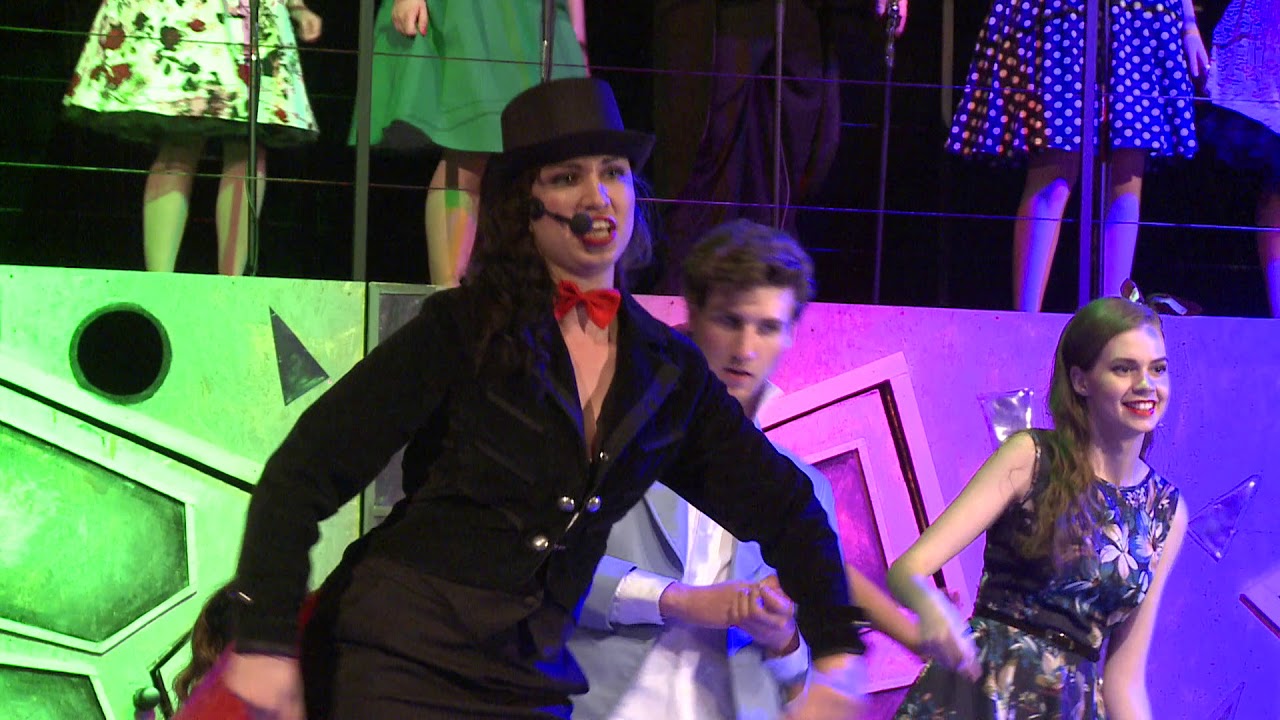 Čaj o piatej - študentský takmer muzikál z dielne dramataku