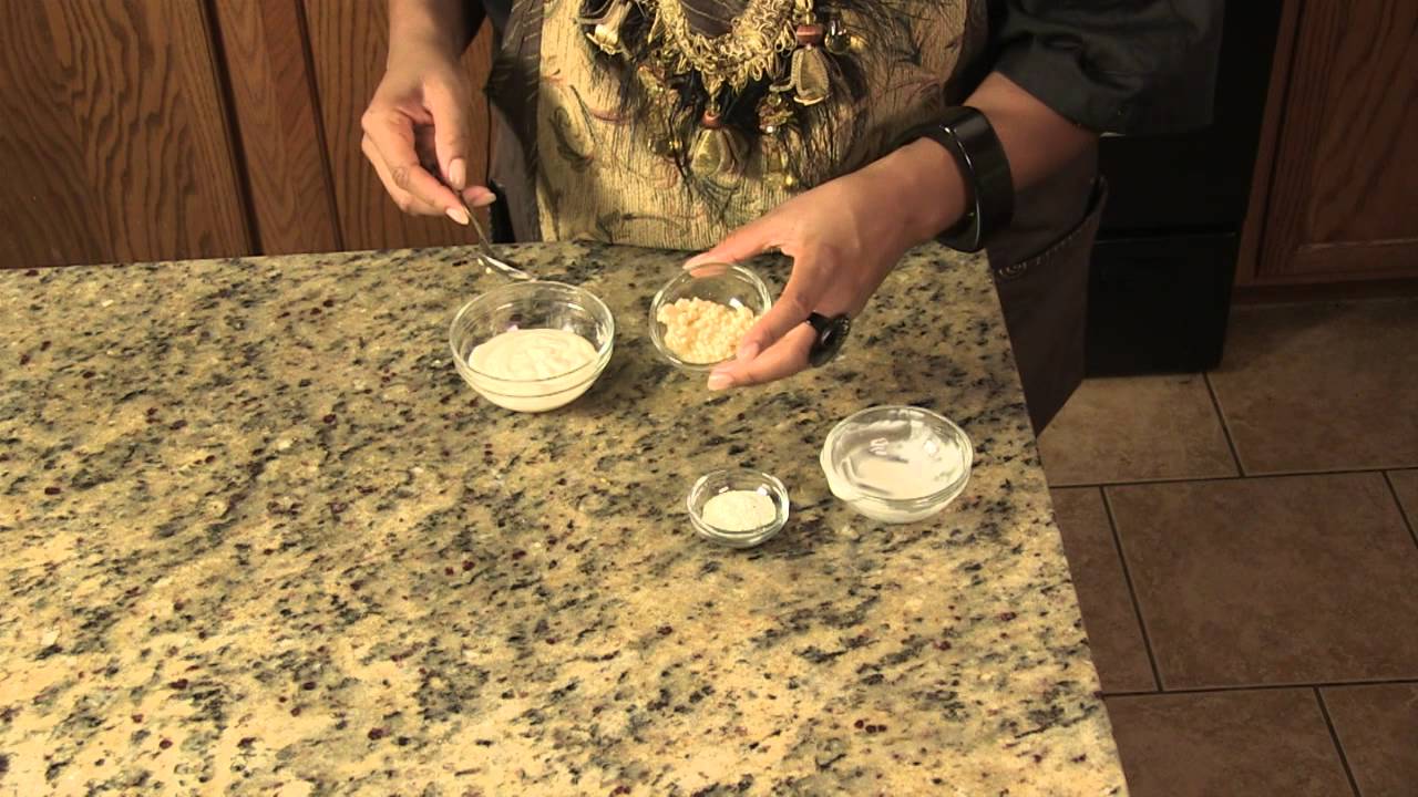 White Garlic Pizza Sauce With Ranch Dressing : Pizza Recipes