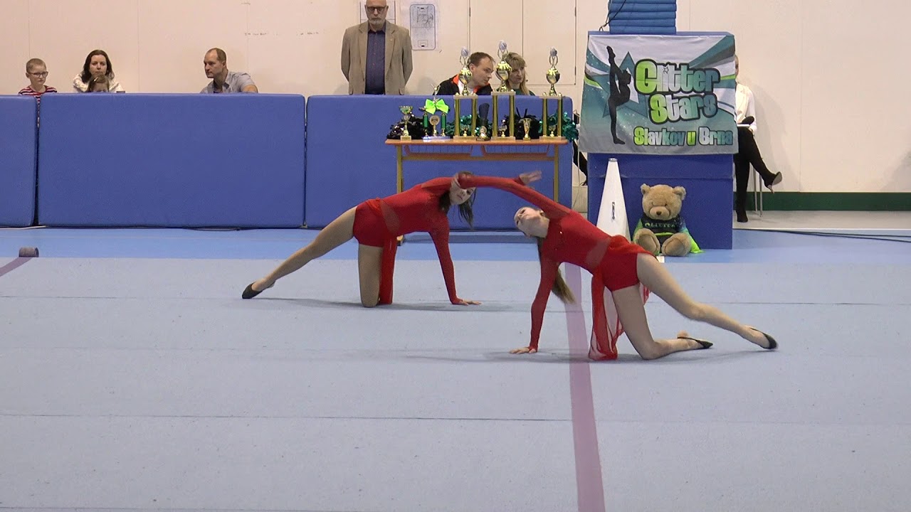 Glitter Stars Slavkov Novoroční exhibice 2019